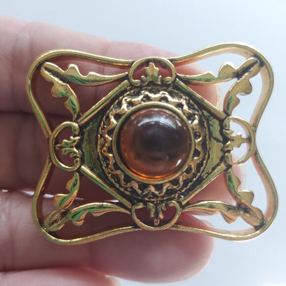 Avon Gold Tone Brooch Set Amber Cabochon w/ Clip Earrings Vintage - Picture 5 of 15